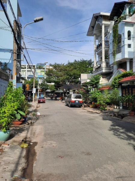 Bán nhà 63.8 m² tại Đường Cư Xá Phú Lâm D, Phường 10, Quận 6, Hồ Chí Minh